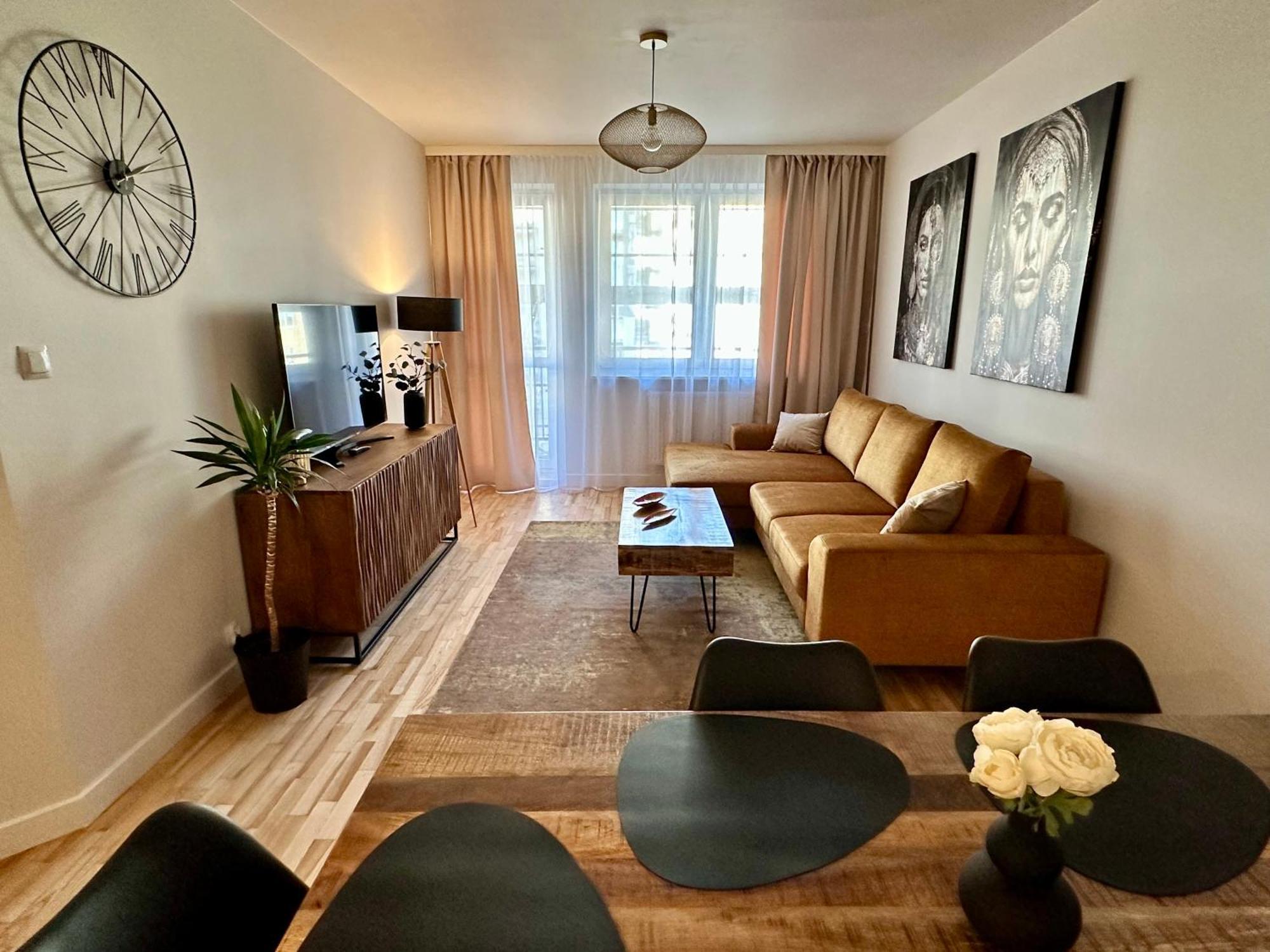 Millennium Skorosze Mango Apartament *